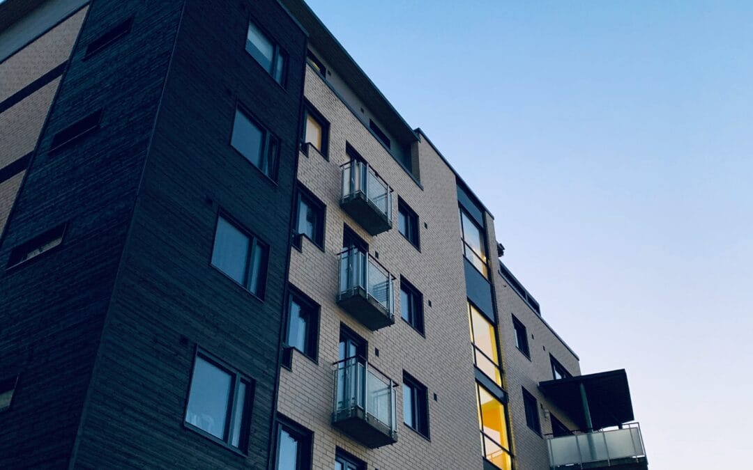 Säga upp förhandsavtal för bostadsrätt vid väsentliga förändringar